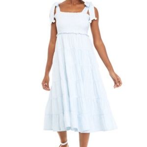 Crown & Ivy Women's Sleeveless Smock Bodice Dress